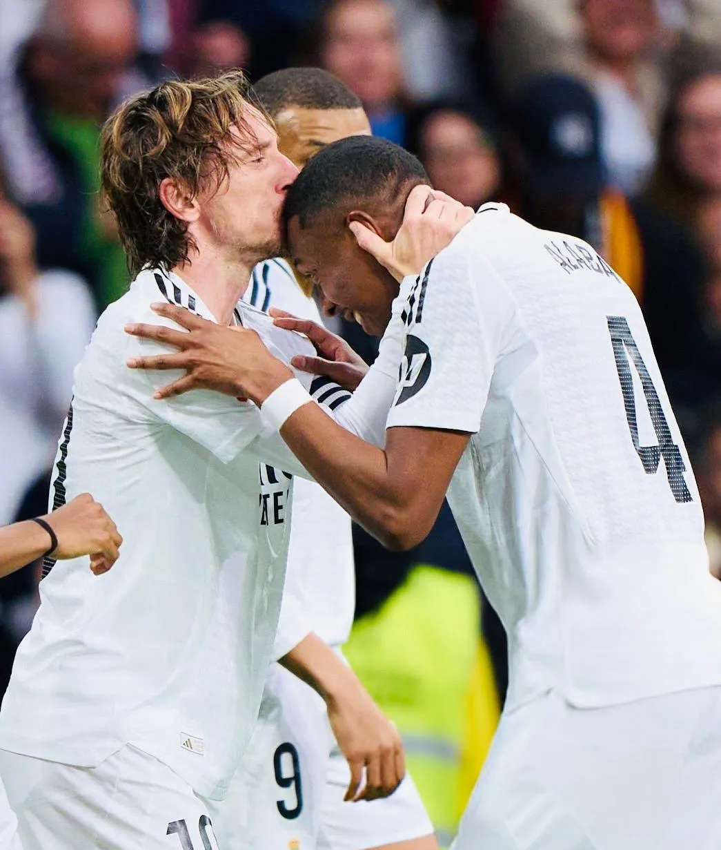 龙虎棋牌app-雷恩的比赛日程